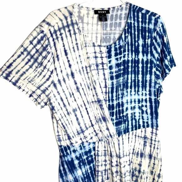 DKNY Batik Top - Picture 3 of 13